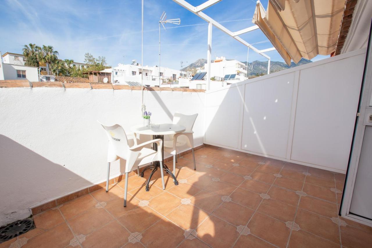 Hostal El Gallo Marbella Bagian luar foto