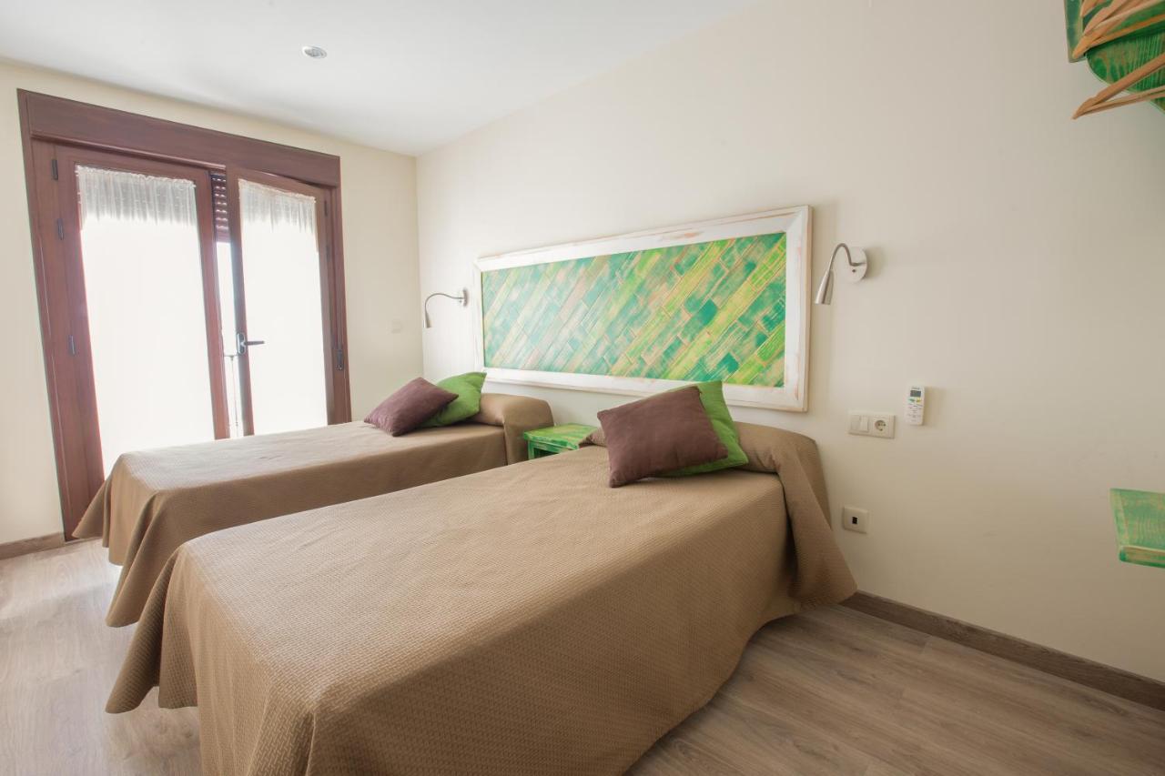 Hostal El Gallo Marbella Bagian luar foto